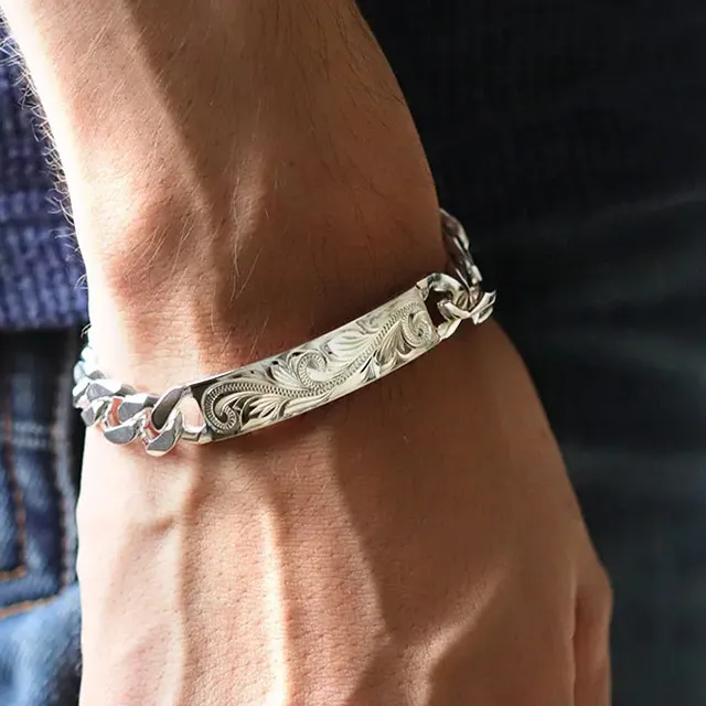 インスタグラム ブレスレット